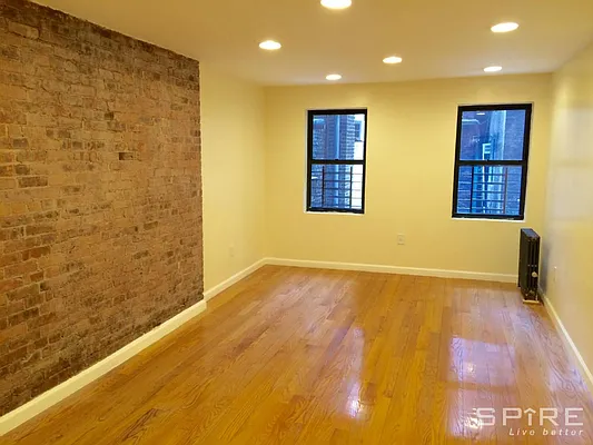 Rented by Spire Group | media 25