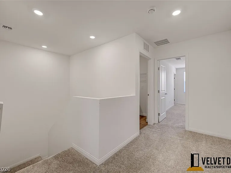 2725 Luzzi Walk — Photo 13