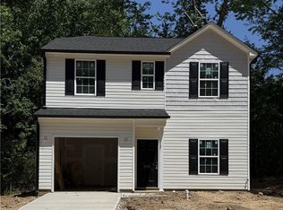 2909 Bainbridge Dr, Winston Salem, NC 27105