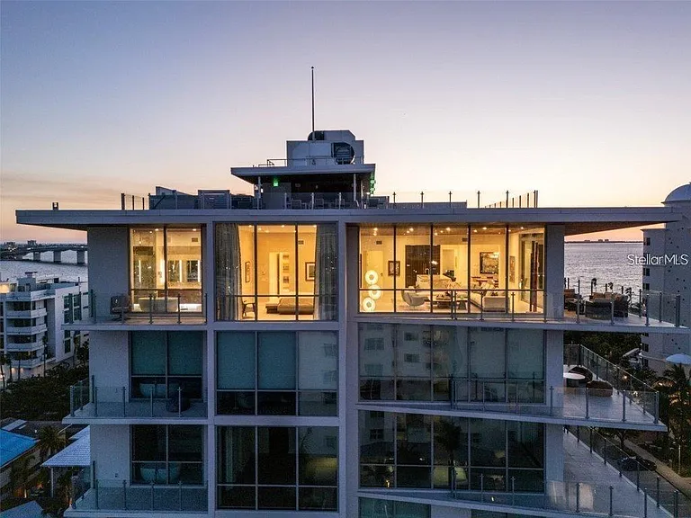 111 Golden Gate Point #Penthouse 802 — Photo 19