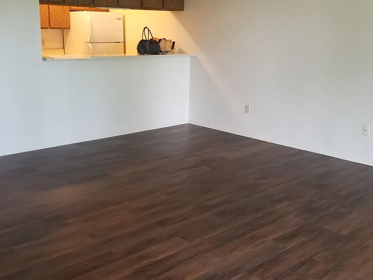 Sugarbush Apartments — Photo 150