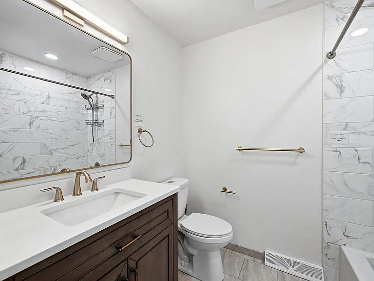 2913 S Reading Ct — Photo 14