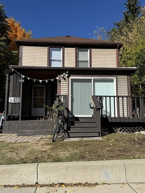 5 bed, 2.0 bath, 1079 sqft, $4,995 — Photo 3