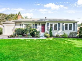 120 Essex Rd, North Kingstown, RI 02852