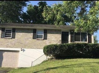 1411 Woodland Dr, Jackson, MO 63755