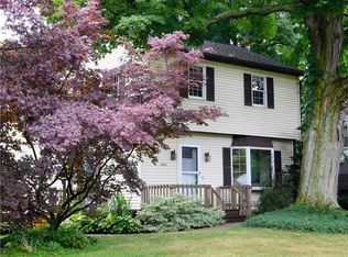 1616 Woodside Dr, Erie, PA