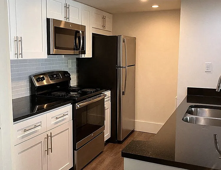 Wesley Townsend Apartments at Buckhead — Photo 123