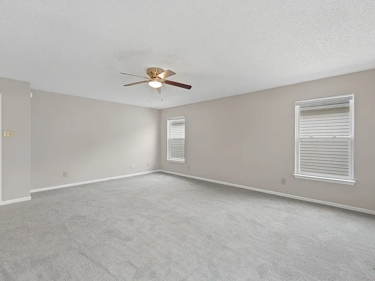 12691 Endurance Dr — Photo 39