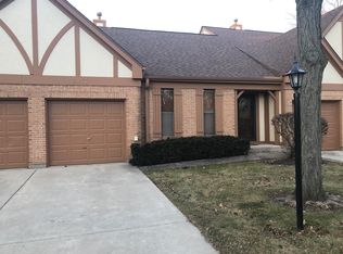 2853 Denton Ct, Westchester, IL 60154
