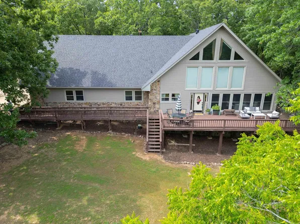 572 Memory Ln, Cabot, AR 72023