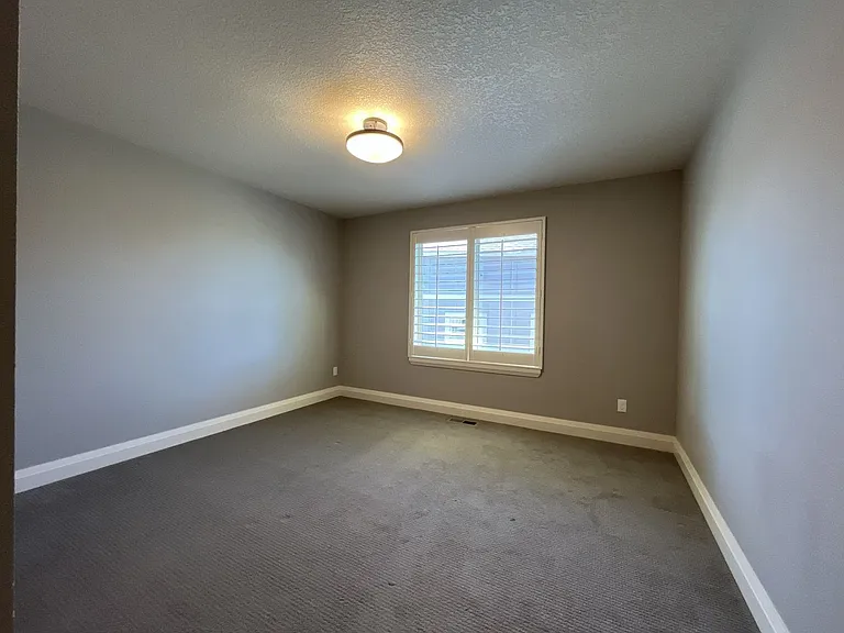 12100 SW 173rd Ter — Photo 47