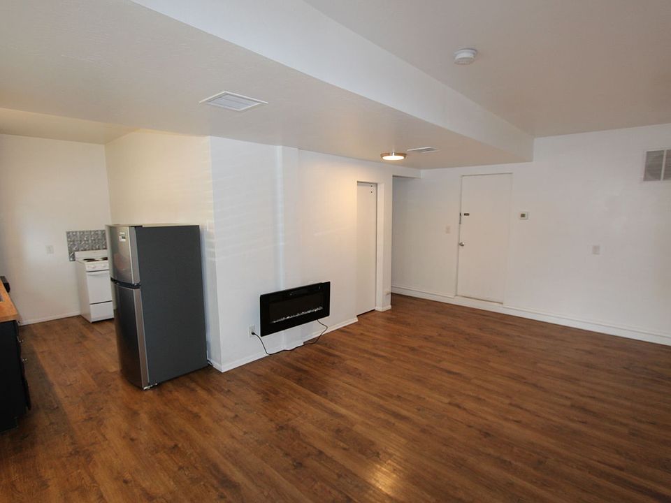 1st image of 208 W Dale Ave APT 3