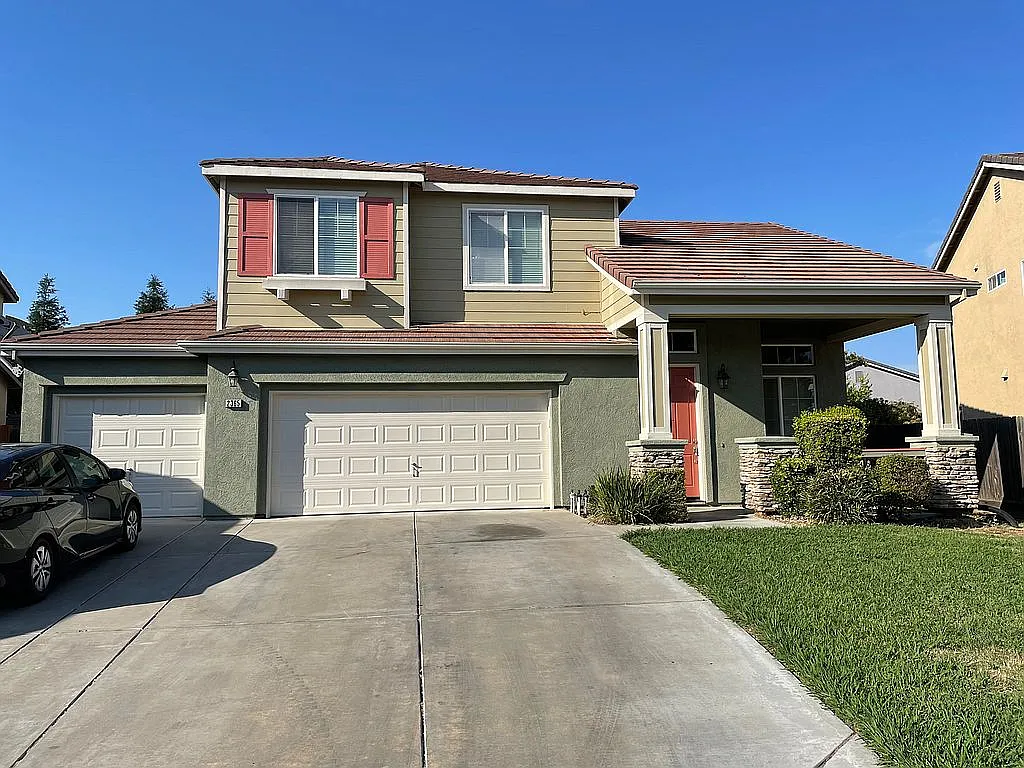 2365 Mariner Way photo 1