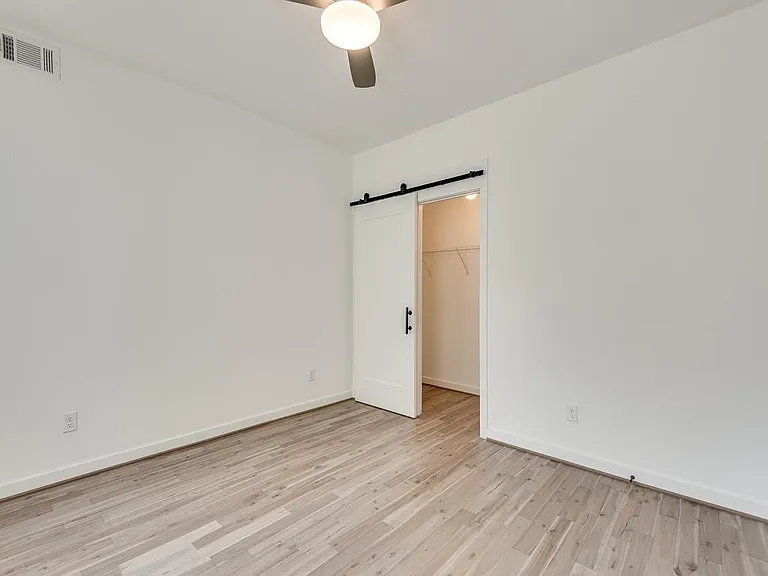 520 Wabash Ave NE #B — Photo 32