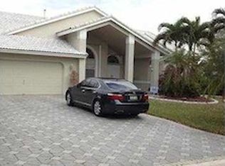 5749 NW 101st Way, Pompano Beach, FL 33076