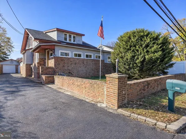 608 Bethel Ave, Aston, PA 19014