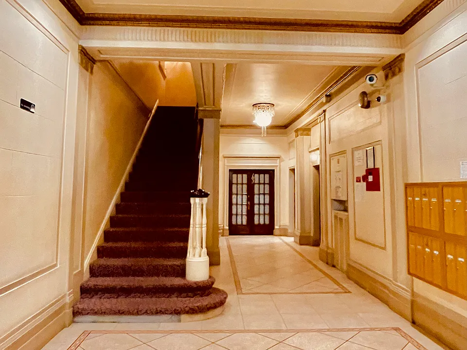 lobby