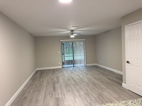 4th image of 179 White Fawn Dr