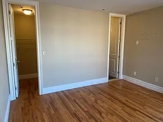 3 bed, 2500 sqft, $4,850 — Photo 4
