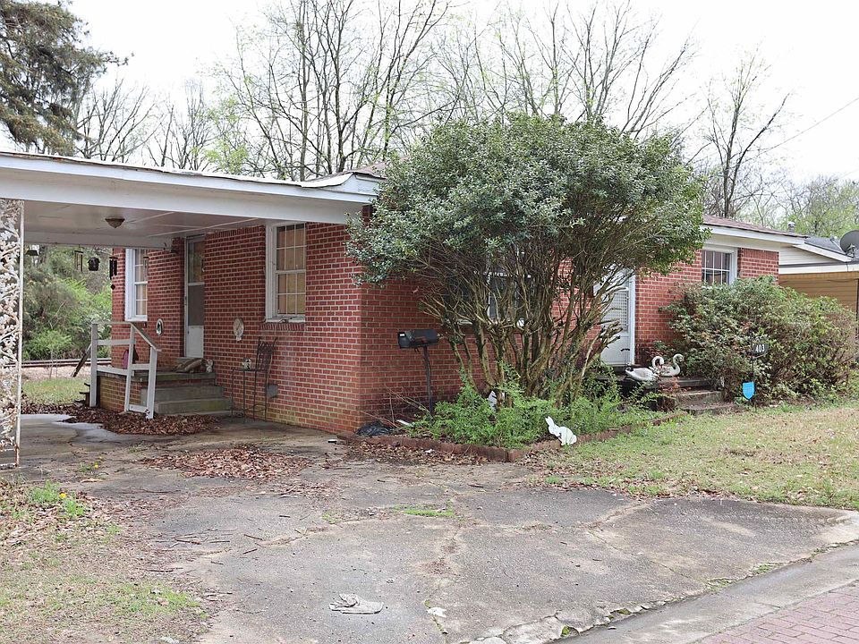 2nd image of 403 W Elm St