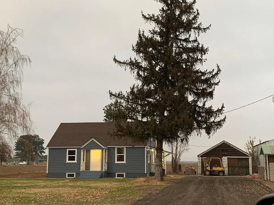 Branch Rd