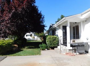 124 Fawn Cir, Shady Cove, OR 97539