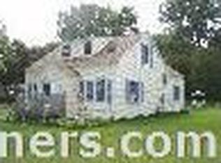 2589 Longtail Beach Ln, Suamico, WI 54173