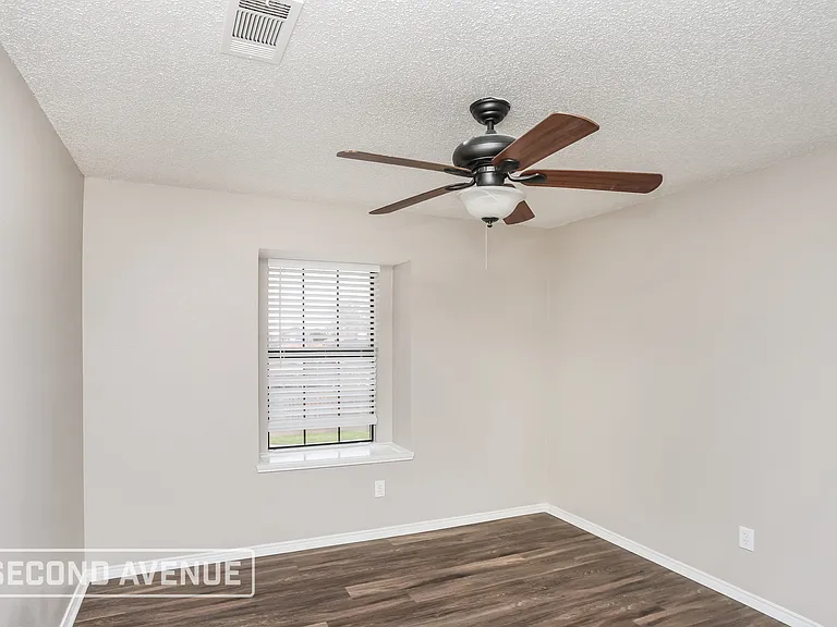 2725 Stillwater Dr — Photo 19