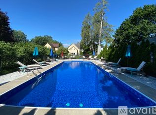 10 Greenridge Pl, Saratoga Springs, NY 12866