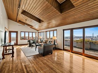 320 East Buffalo STREET #900, Milwaukee, WI
