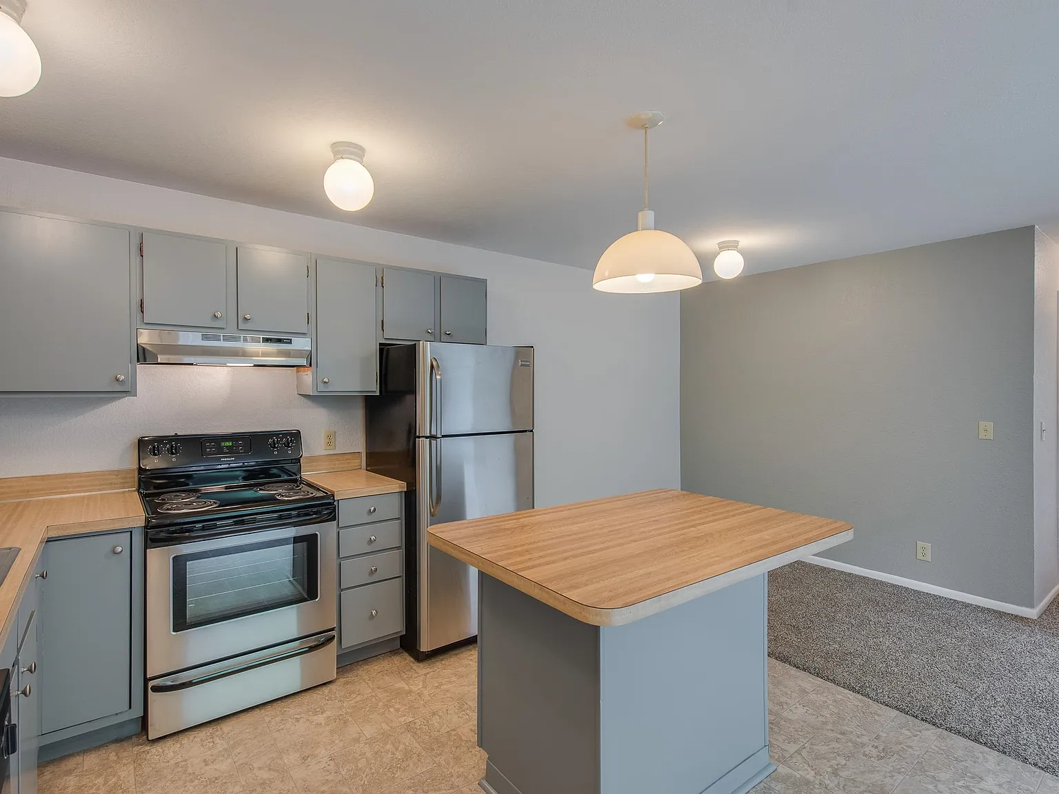 2 bed, 2.0 bath, 936 sqft, $900 — Photo 3