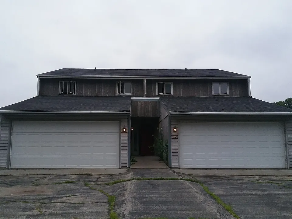 1045 Greenwood Ct
