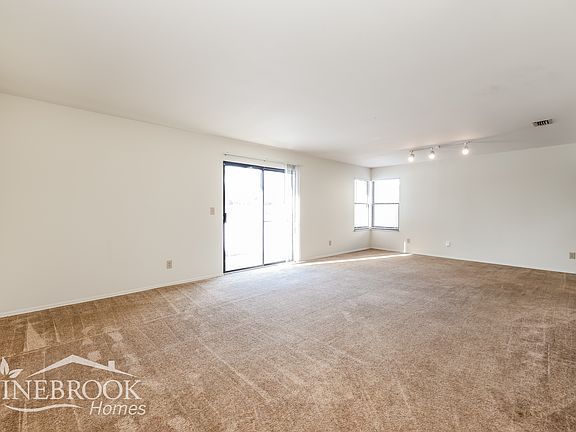 3rd image of 6556 Rolling Glen Dr