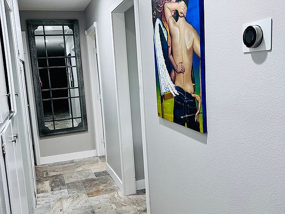 5th image of 808 Orchard Dr #1