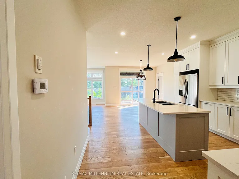 7 Rea Ct — Photo 7