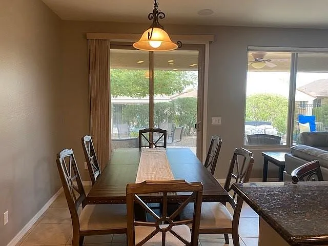 26660 W Burnett Rd — Photo 10