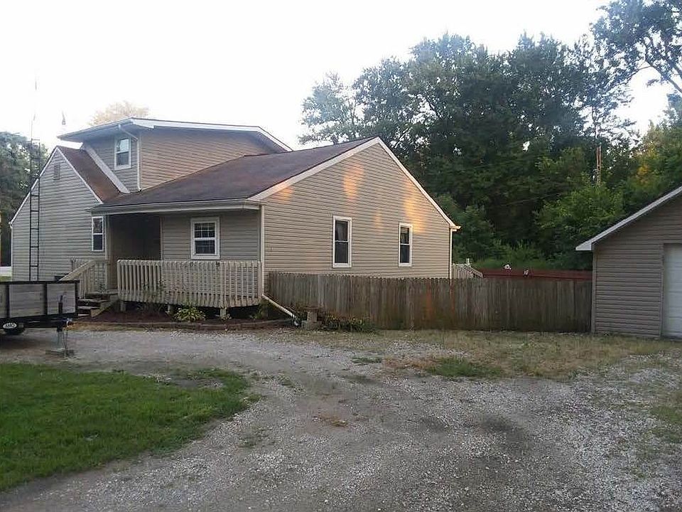 1st image of 3503 W Maple Dr