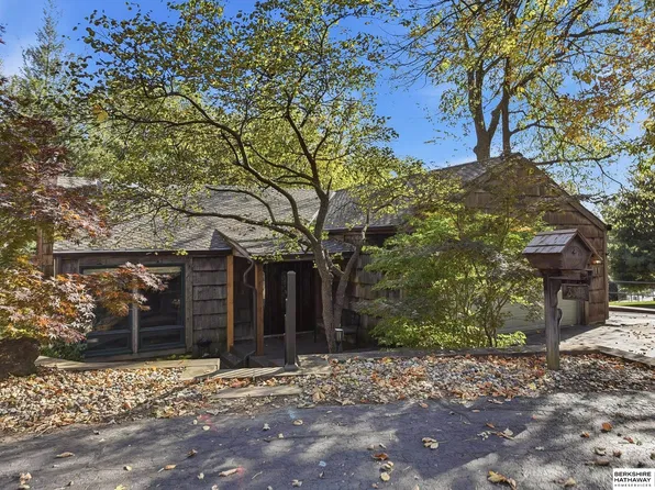 311 Fawn Ct #22C, Bellevue, NE 68005