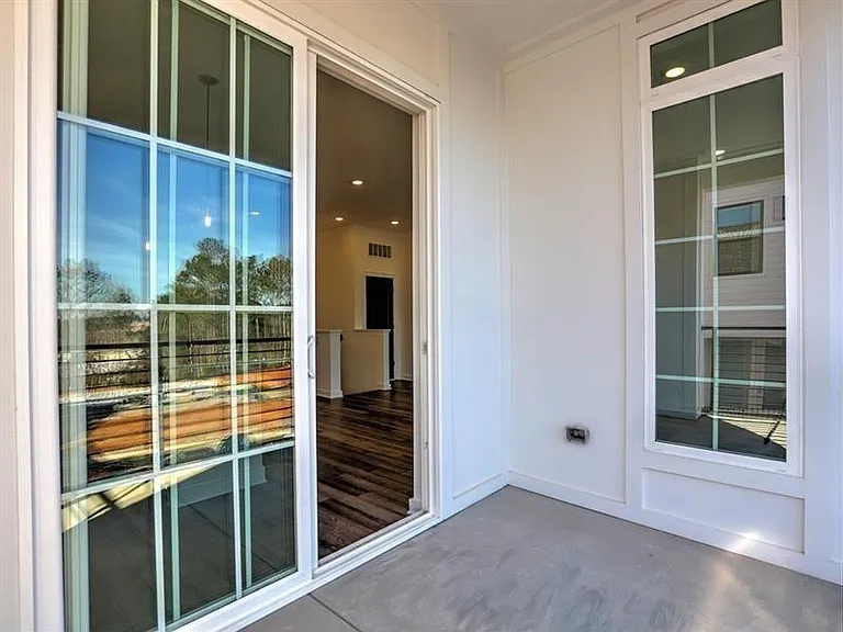 155 Devore Rd — Photo 23