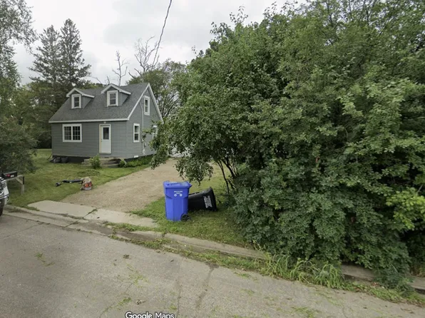 104 Rossman Ave, Detroit Lakes, MN 56501