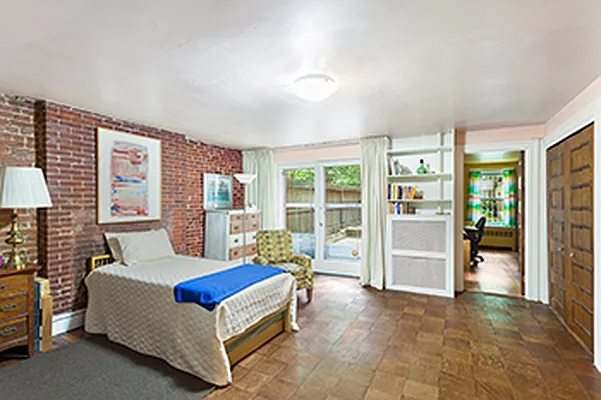 Sold by Vandenberg | media 5