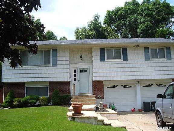 2nd image of 6 Holly Ct