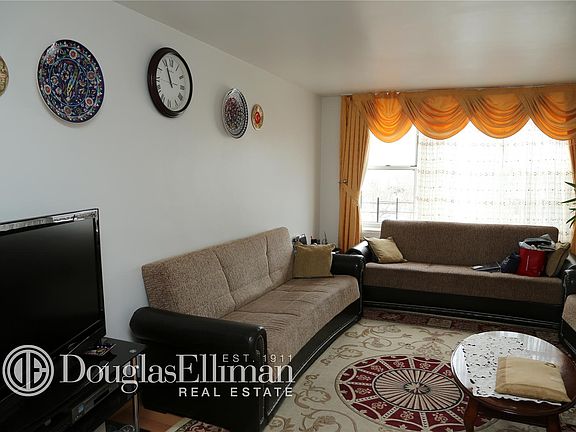 5th image of 50-15 39th St APT 6A