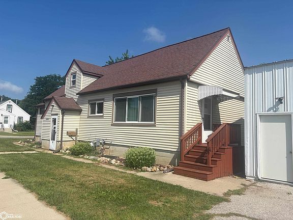 2nd image of 102 Ohio Ave