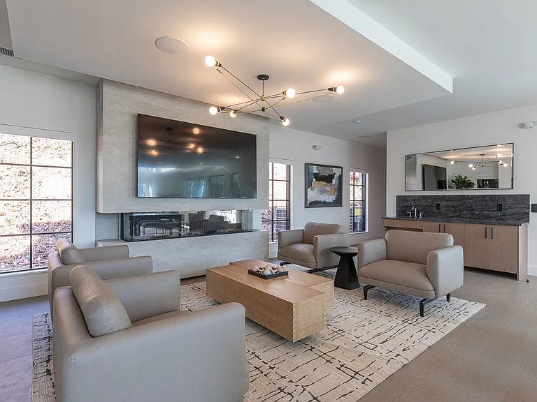 ARIUM at Greenwich Place — Photo 33