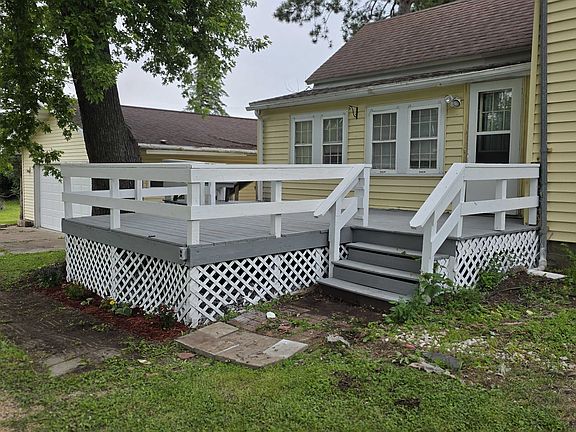 3rd image of 224 Walrath St