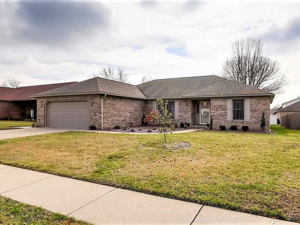 1st image of 3825 Covington Dr