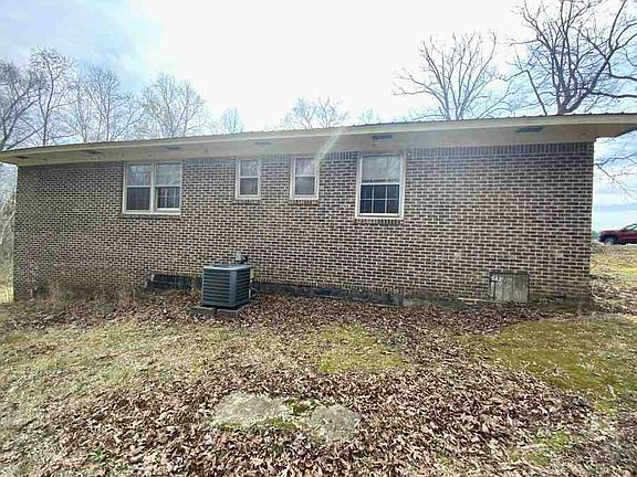 5th image of 582 Mayo Rd