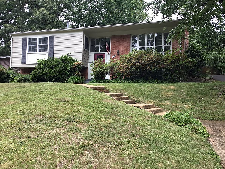 1st image of 8232 Stonewall Dr