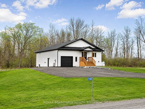 2nd image of 1146 Rideau River Rd